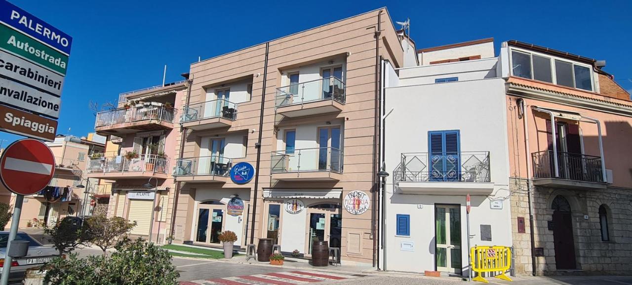 Belvedere Rent Rooms Campofelice Di Roccella Exteriör bild
