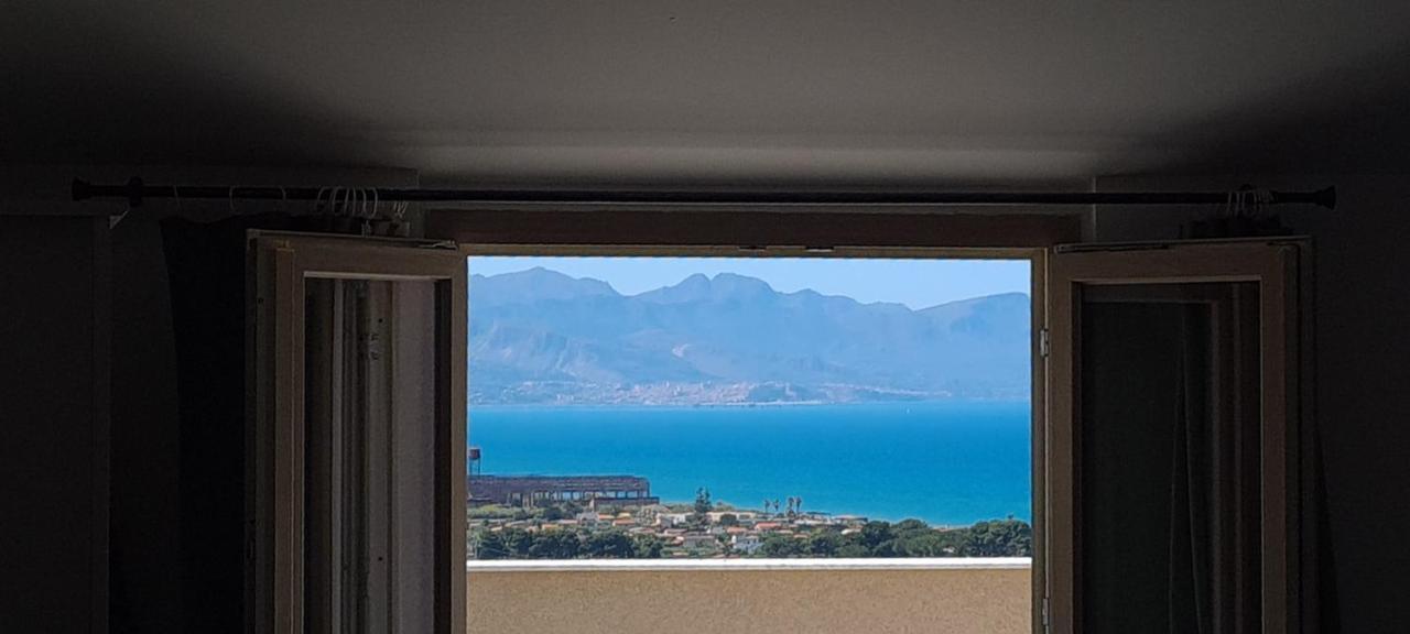Belvedere Rent Rooms Campofelice Di Roccella Exteriör bild