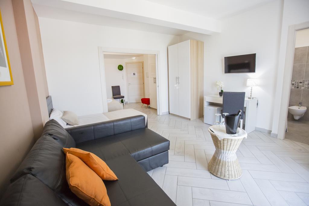 Belvedere Rent Rooms Campofelice Di Roccella Exteriör bild